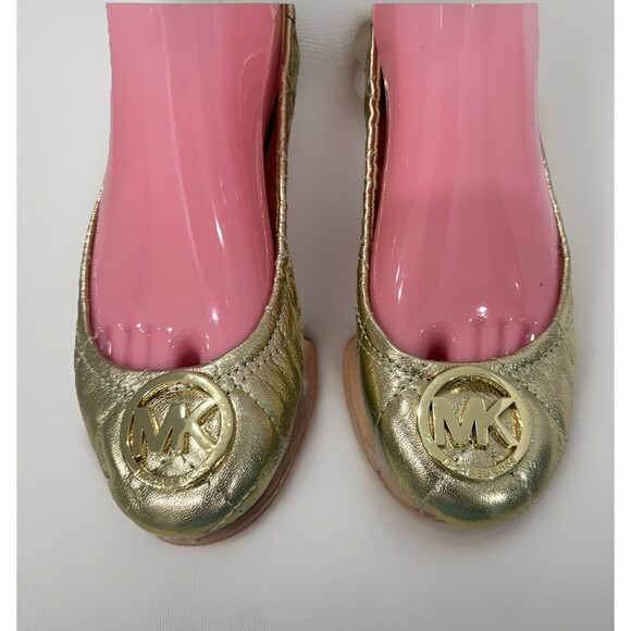 Michael KORS CLASSIC Quilted MK LOGO Gold Ballerina Flats Slippers Shoes Sz 7 - Picture 1 of 8